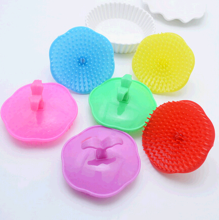 Promotional mini round quincunx shape massage plastic comb
