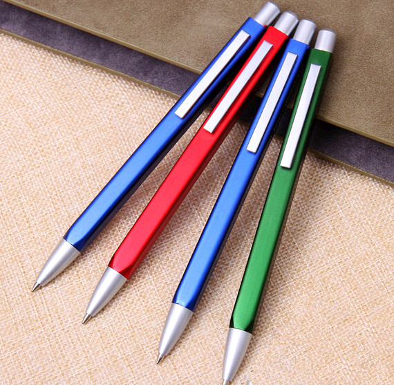 Fashional good quality flat metal pen with clip