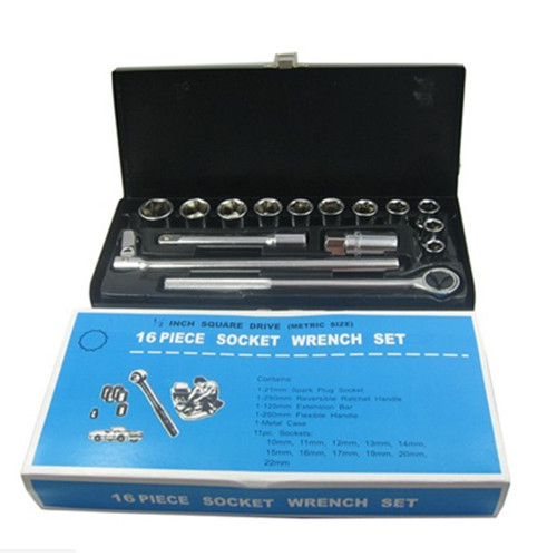 16 Piece Socket Wrench Set (1/2