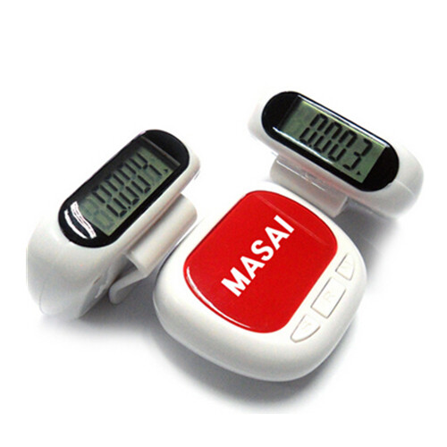 Wristband pedometer with clip