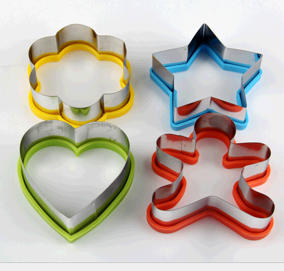 Promotional cheap style 4pcs silicone and stainless steel cake mould