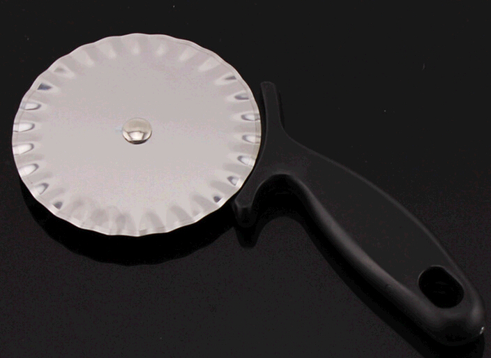 Promotional cheap Stainless Steel Pizza Cutter with PP handle