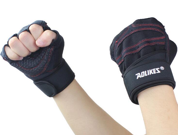 Cheap Protective half finger weightlifting sport glove