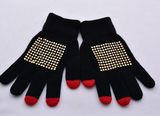 Wholesale shinning printing black color warm fashion glove