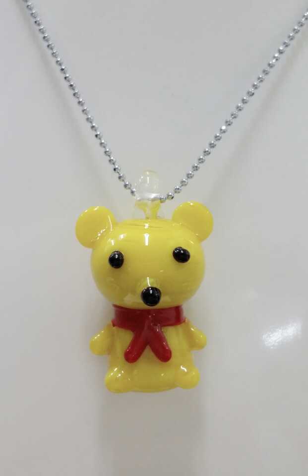 Wholesale yellow bear shape essencial oil pendant necklace