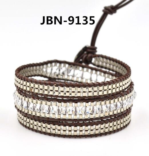 Wholesale white color crystal 3 wrap leather bracelet on brown leather