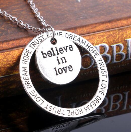 Hope dream trust and believe in love two circle round shape bracelet