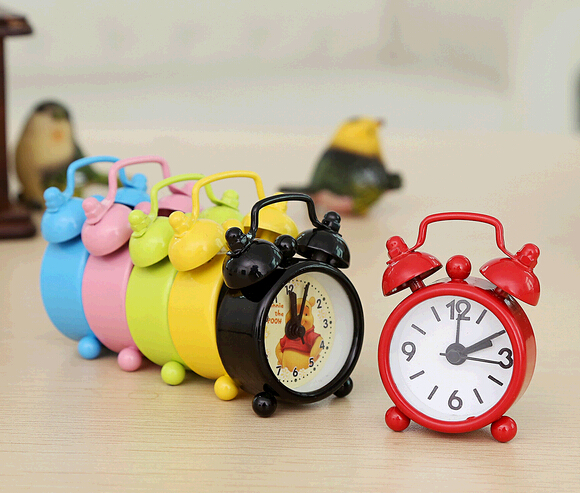 Promotional round shape yellow color metal clock alarm clock for desk