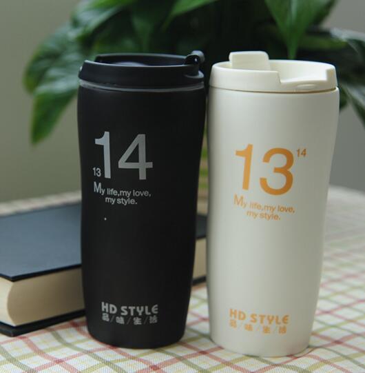 Promotional white color and black color ceramic car mug