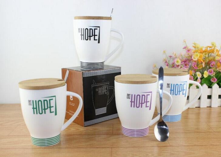 Promotional hope design white color ceramic mug with wood lid