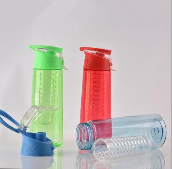 Promoitonal transparent plastic sport vaccum mug