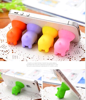 Promotional pig shape silicone sucker mobile phone holder