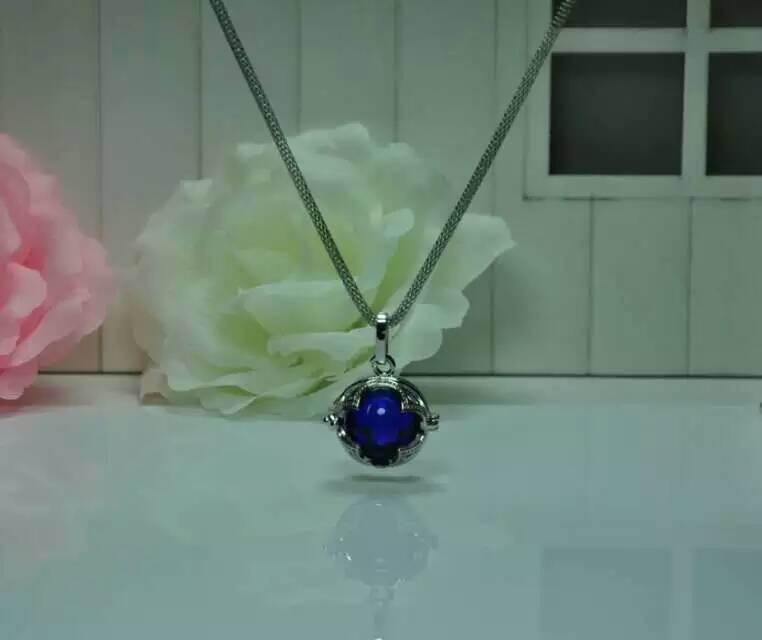 Wholesale good quality new style aromatherapy essential oils necklace