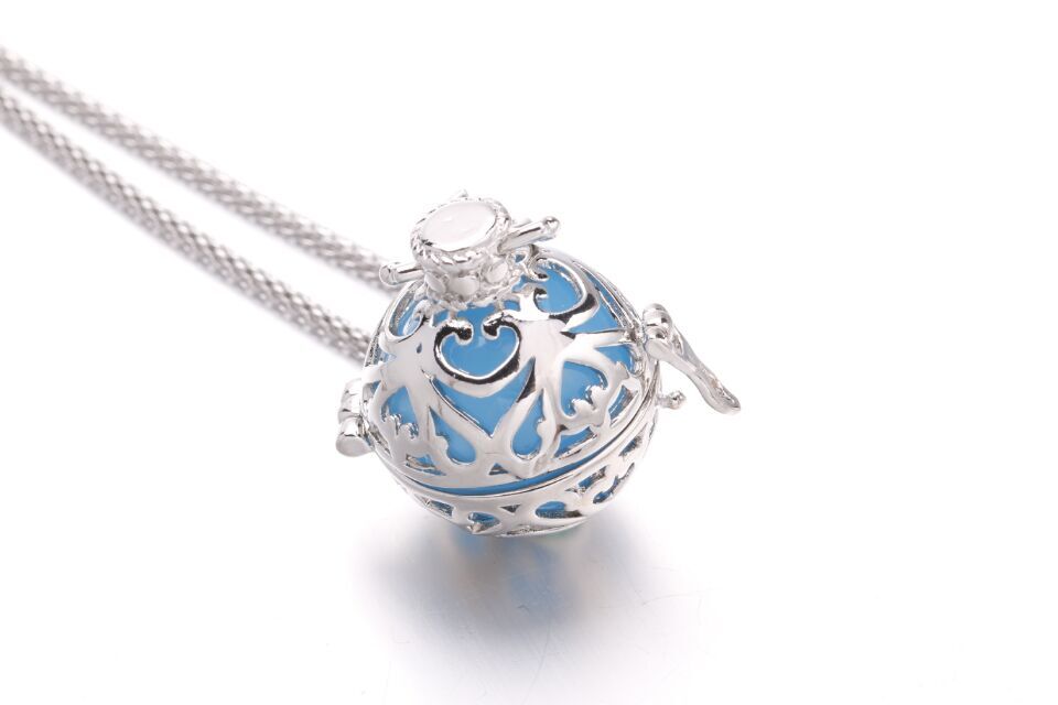 Blue ball pendant essencial oil diffuser necklace
