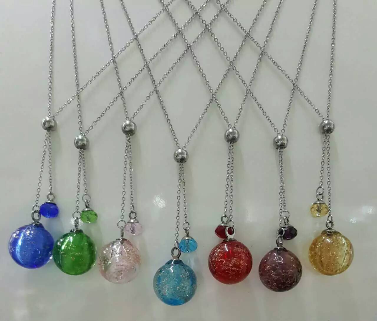 Wholesale green color bottle essencial oil diffuser necklace