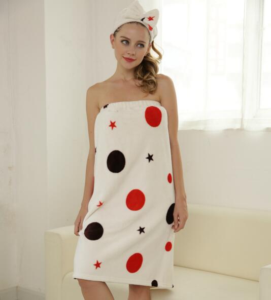 Good quality with dot design  flannel luxury bathrobe for woman