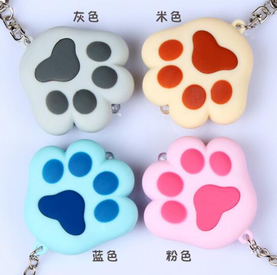 Promotional cat claw shape with led and sound keychain